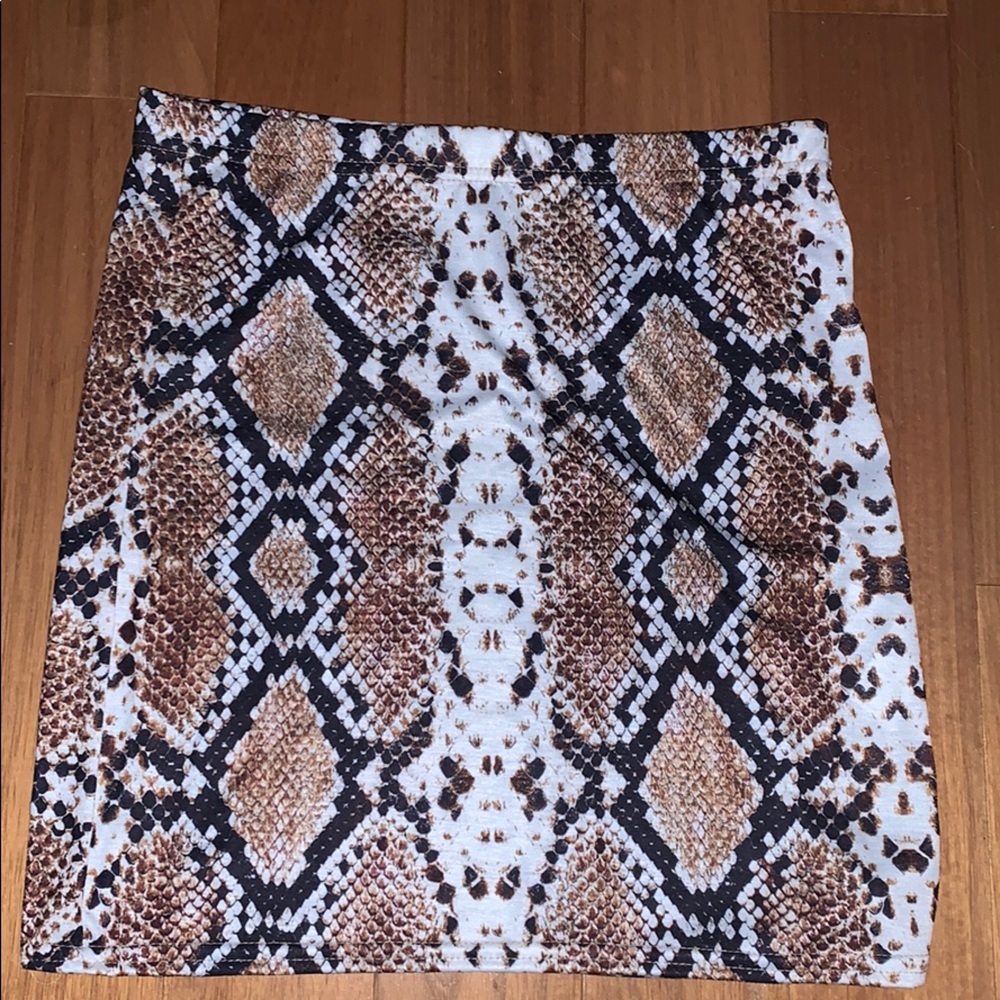 Python print mini skirt